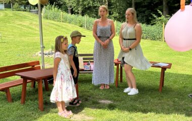 pasování předškoláků :-) - IMG 4190 380x240