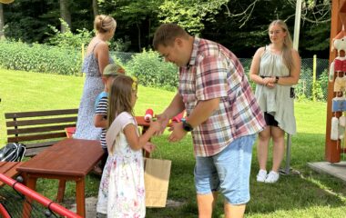 pasování předškoláků :-) - IMG 4198 380x240