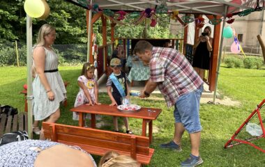 pasování předškoláků :-) - IMG 4223 380x240