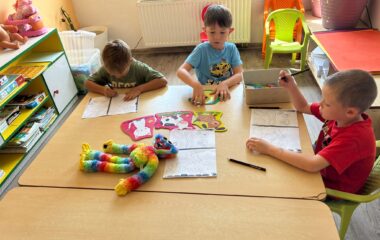 těšili jsme se do školky... - 4f03e4f7 1650 43f1 9f1b 626ce2f732e0 380x240