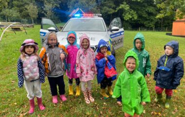 Návštěva Policie ČR u nás ve školce - bad30052 a87f 4542 9eb0 bd5831a13370 380x240