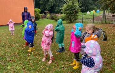 Návštěva Policie ČR u nás ve školce - f67a0a9a 6a44 4286 9f50 db9b6e601a2a 380x240