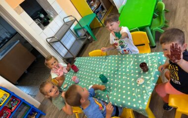 těšili jsme se do školky... - f6c28cbb fee8 4a59 9ebf 4bd9d5d65fd2 380x240