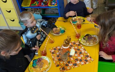 den plný strašidel ... - 5a1ba62b dd94 4cba 90ef d5cfaafe245c 380x240