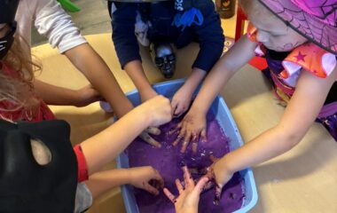 den plný strašidel ... - 7482acf3 887b 4585 8e29 ed6c564cff8d 380x240