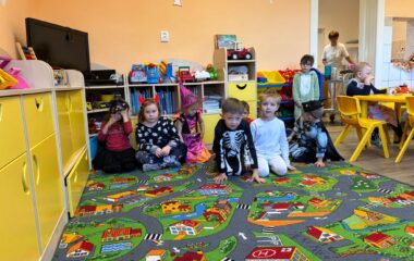 den plný strašidel ... - fe04592c d78e 4ff1 8193 8dcfb66b2878 380x240