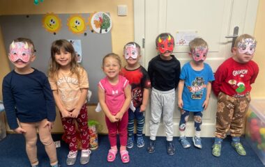 Mik, Miku, Mikul&aacute;&scaron;...... - 5c03aec0 3f6d 46ea a28f b315020ecdc5 380x240