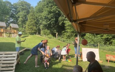 Odvaha, př&aacute;telstv&iacute; a spousta radost&iacute; - tak vypadalo na&scaron;e pasov&aacute;n&iacute; - IMG 3329 380x240