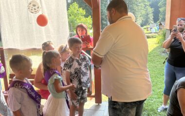 Odvaha, př&aacute;telstv&iacute; a spousta radost&iacute; - tak vypadalo na&scaron;e pasov&aacute;n&iacute; - IMG 3414 380x240
