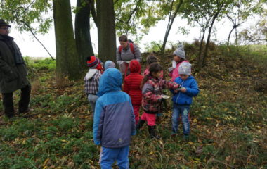 Vycházka s myslivcem - podzimní vycházka s myslivcem 31 380x240