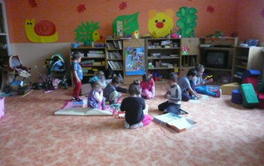 školní rok 2014 - 2015 - říj 33 380x240