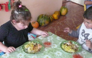 školní rok 2014 - 2015 - říj 38 380x240