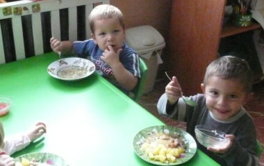 školní rok 2014 - 2015 - říj 41 380x240