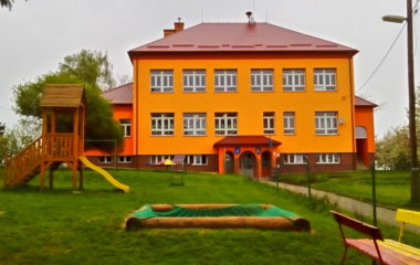 školní rok 2015 -2016 - duben 2016 4 380x240
