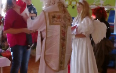 školní rok 2015 -2016 - mikuláš 2015 41 380x240