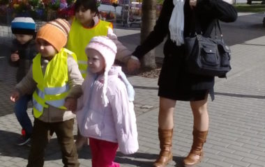 školní rok 2015 -2016 - výlet do divadla 5 380x240