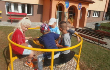 první den ve školce - P9030009 380x240