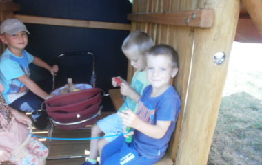 první den ve školce - P9030021 380x240