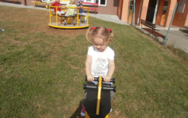 první den ve školce - P9030022 380x240