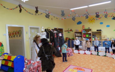 přišel k nám Mikuláš............... - DSCN0288 380x240