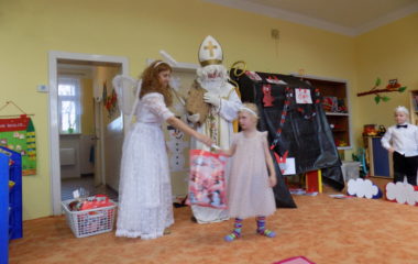 přišel k nám Mikuláš............... - DSCN0292 380x240