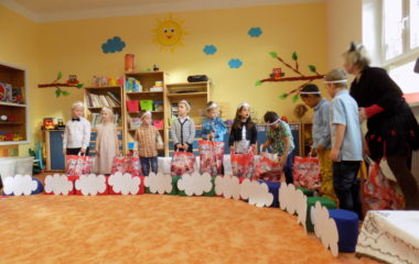 přišel k nám Mikuláš............... - DSCN0297 380x240