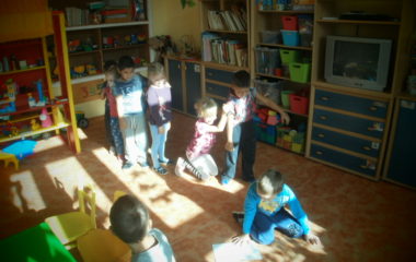 pracovali jsme na téma "na poli" - PA090174 380x240