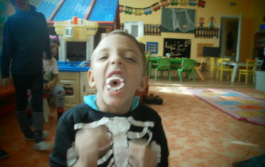 strašidla ve školce - PA310456 380x240