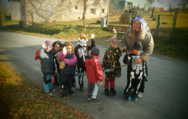 strašidla ve školce - PA310466 380x240