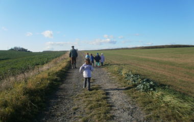 vycházka do přírody s myslivcem - PB060300 380x240