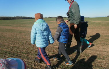 vycházka do přírody s myslivcem - PB060310 380x240