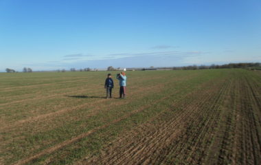 vycházka do přírody s myslivcem - PB060324 380x240