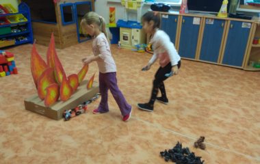 Mikuláši, Mikuláši kdo to tady dětí straší........ - IMG 20201130 102828 380x240