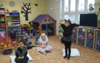 Mikuláši, Mikuláši kdo to tady dětí straší........ - IMG 20201204 093349 380x240