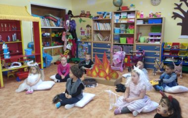 Mikuláši, Mikuláši kdo to tady dětí straší........ - IMG 20201204 093456 380x240