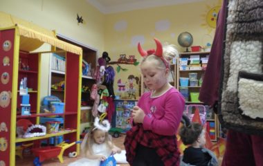 Mikuláši, Mikuláši kdo to tady dětí straší........ - IMG 20201204 093923 380x240