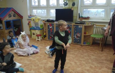 Mikuláši, Mikuláši kdo to tady dětí straší........ - IMG 20201204 094011 380x240