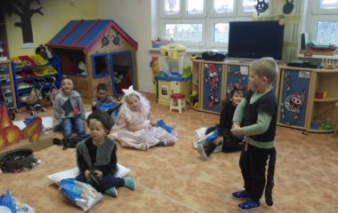 Mikuláši, Mikuláši kdo to tady dětí straší........ - IMG 20201204 094049 380x240