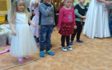 Mikuláši, Mikuláši kdo to tady dětí straší........ - IMG 20201204 095558 380x240