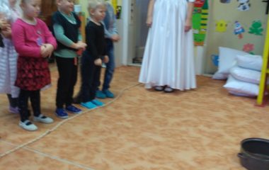 Mikuláši, Mikuláši kdo to tady dětí straší........ - IMG 20201204 095703 380x240