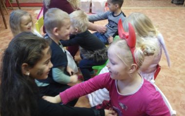 Mikuláši, Mikuláši kdo to tady dětí straší........ - IMG 20201204 102408 380x240