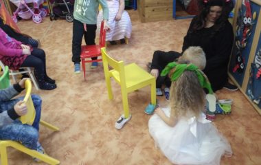 Mikuláši, Mikuláši kdo to tady dětí straší........ - IMG 20201204 103213 380x240