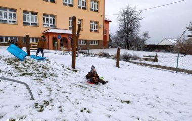 Zima je tu, děti.... - received 247404986733745 380x240