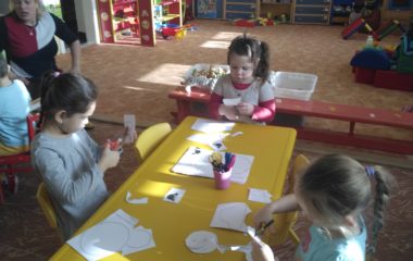 masopustní tvoření s karnevalem - IMG 20210223 085338 380x240