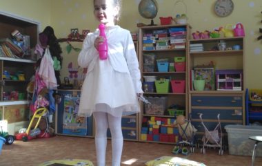 masopustní tvoření s karnevalem - IMG 20210226 092808 380x240