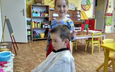 řemesla a povolání - Na holiče 2 380x240