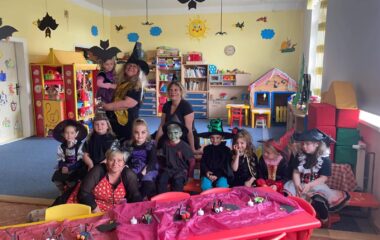 "čarodějnický slet" ve školce - IMG 20220501 WA0006 380x240