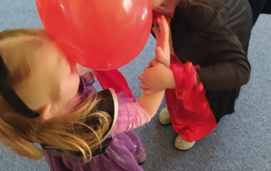 "čarodějnický slet" ve školce - IMG 20220501 WA0039 380x240