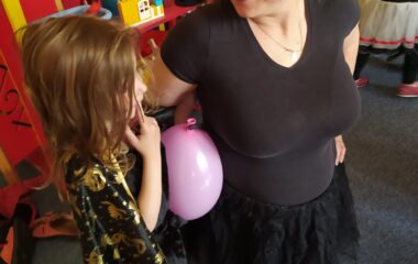 "čarodějnický slet" ve školce - IMG 20220501 WA0046 380x240