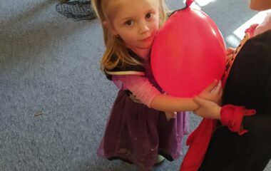 "čarodějnický slet" ve školce - IMG 20220501 WA0048 380x240